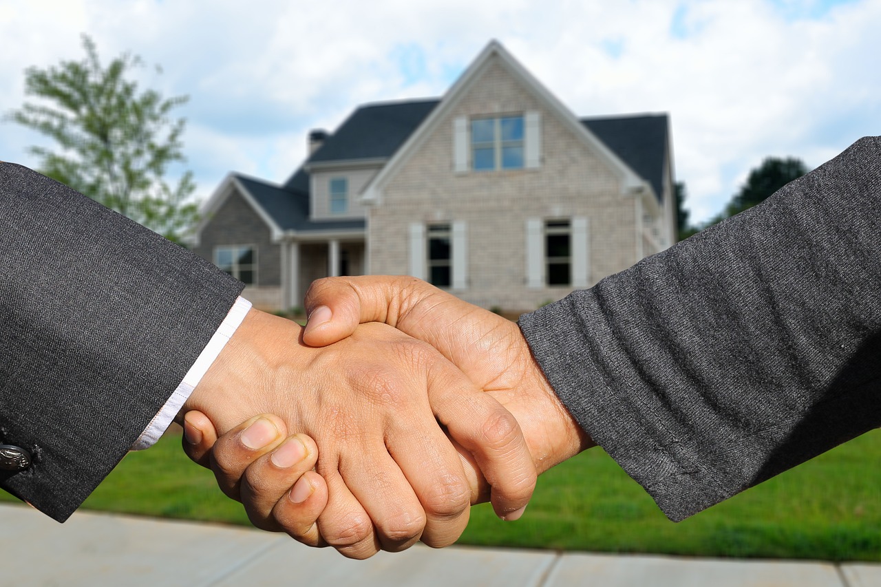 Rücktritt vom Immobilienkaufvertrag: Geht das überhaupt und welche Kosten verursacht es?